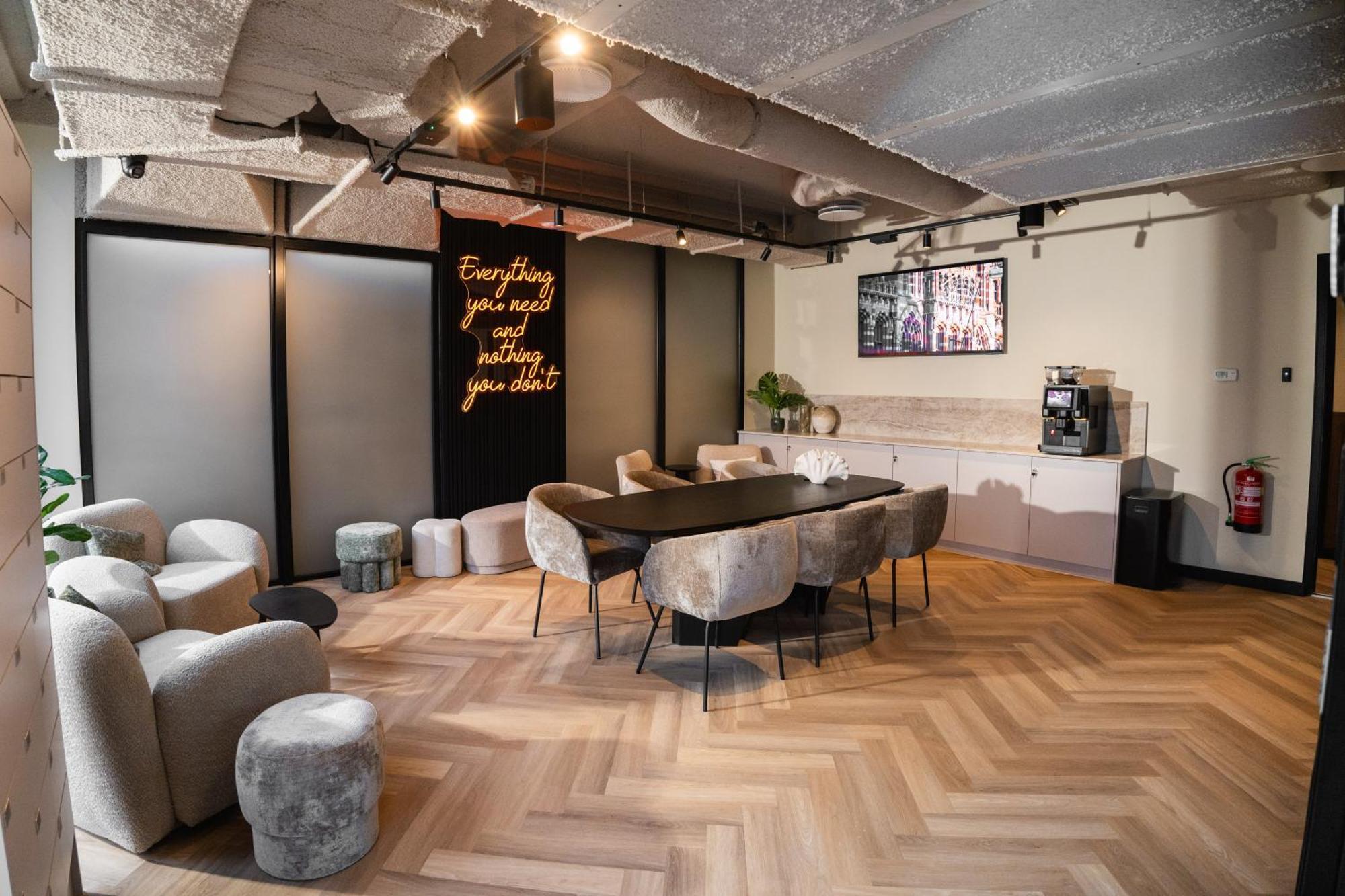 Cabins Hotel Amsterdam Albergue *